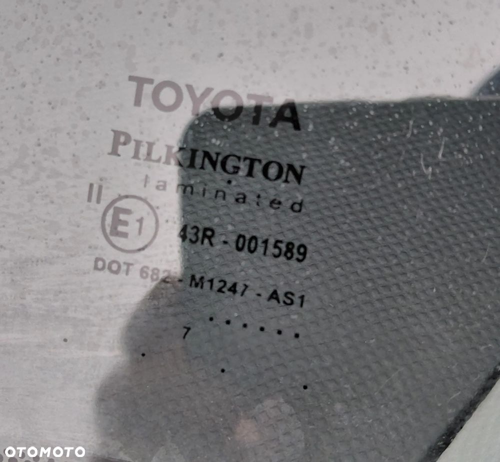 Toyota Yaris 1.3 VVT-i Executive - 21