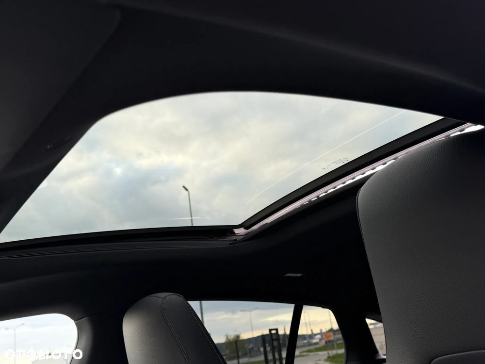 Mercedes-Benz CLA 250 4-Matic AMG Line 7G-DCT - 39