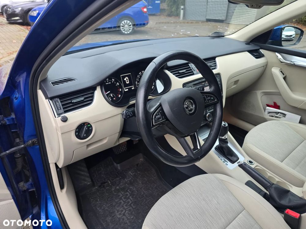 Skoda Octavia 1.4 TSI Elegance DSG - 4