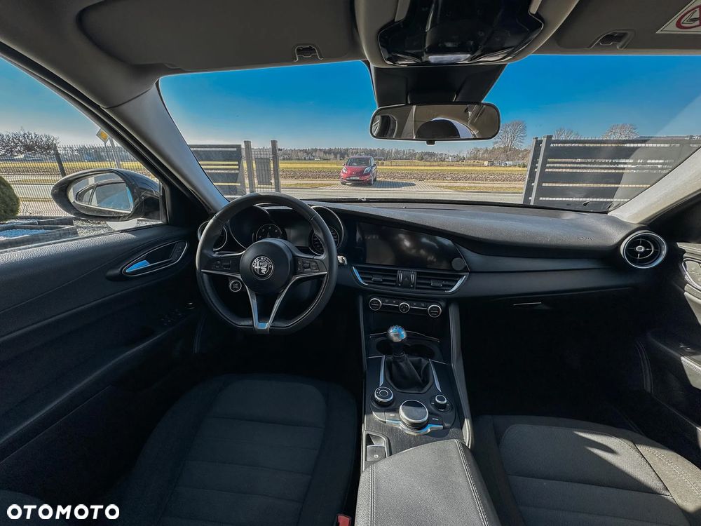 Alfa Romeo Giulia 2.2 D Turbo - 4