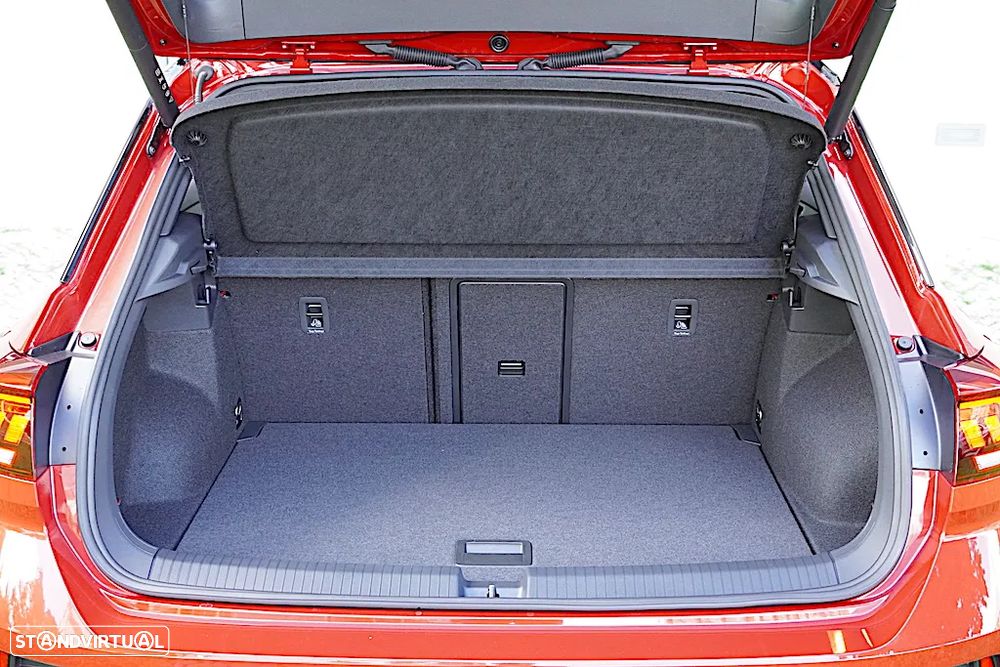 VW T-Roc 2.0 TDI R-Line DSG - 21