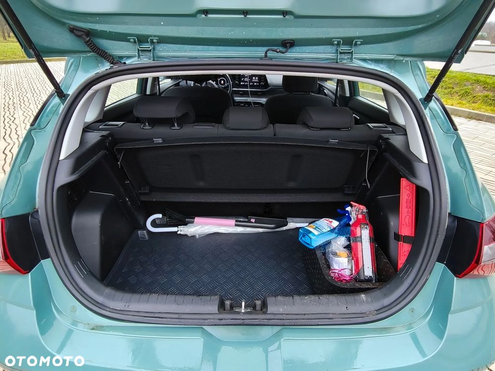 Hyundai i20 1.2 Modern - 6