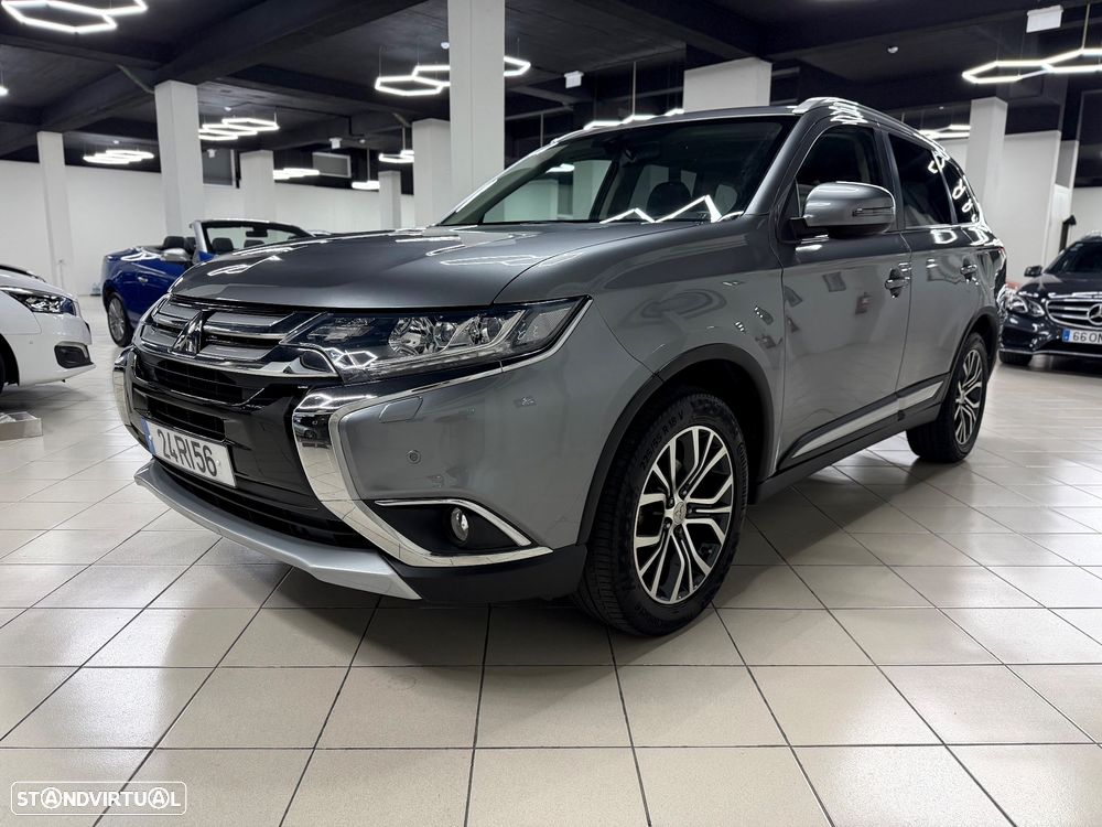 Mitsubishi Outlander 2.2 DI-D Instyle Navi - 11