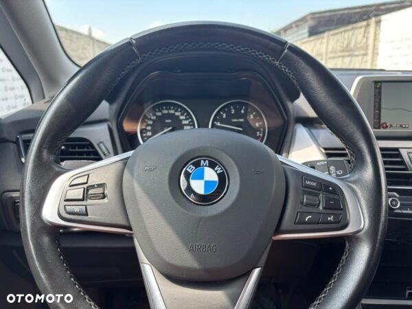 BMW Seria 2 218i Advantage - 9