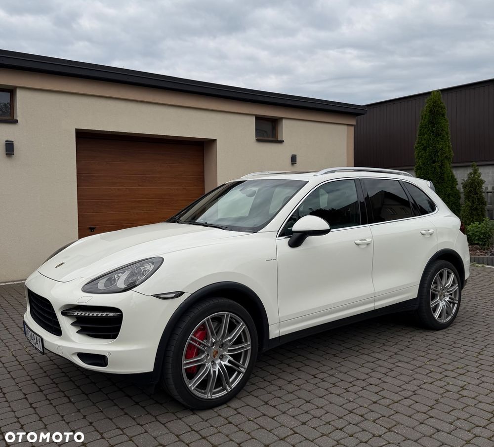 Porsche Cayenne - 4