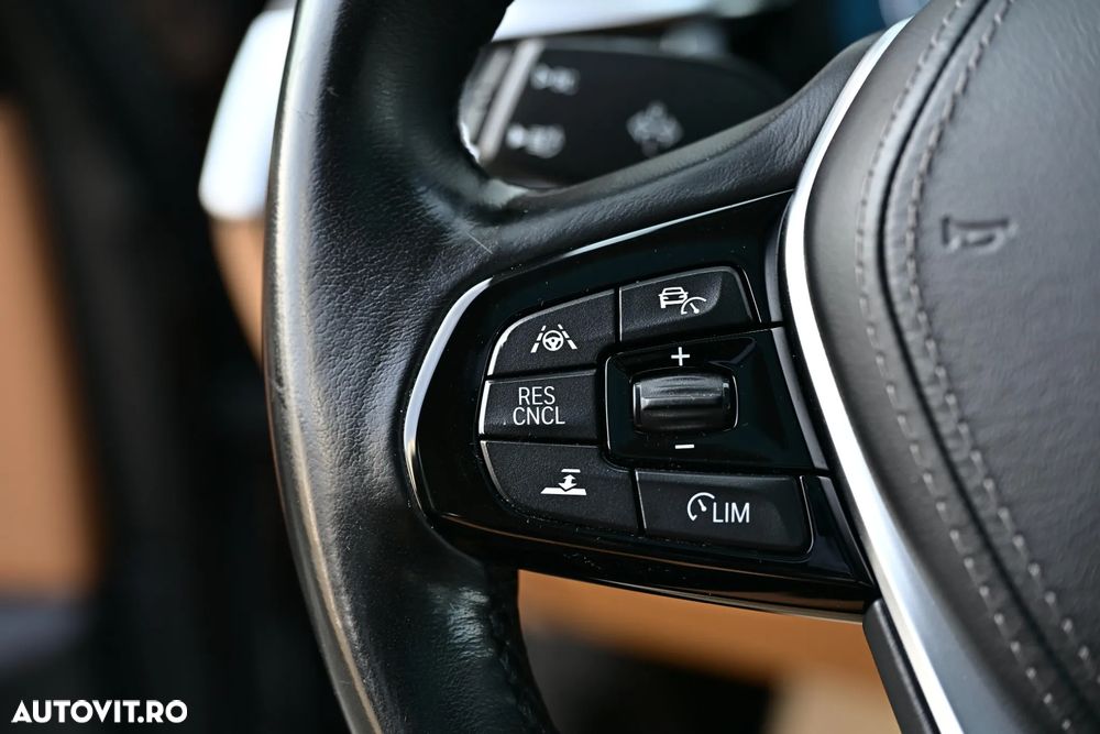 BMW Seria 5 - 25