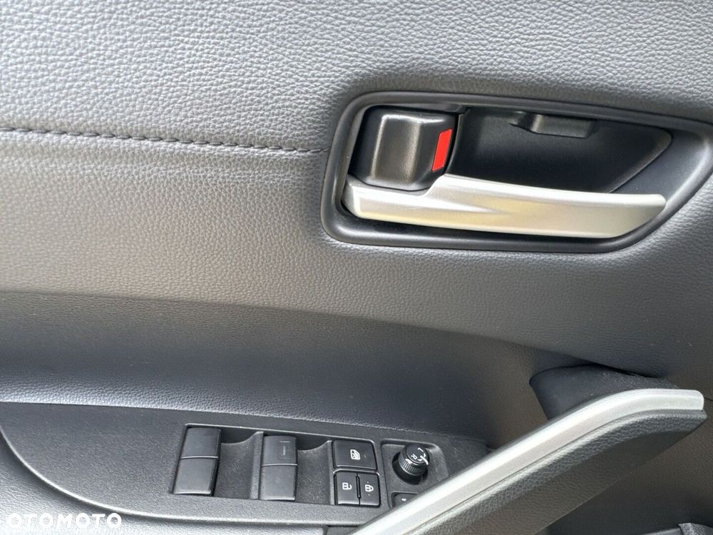 Toyota Corolla Cross - 15