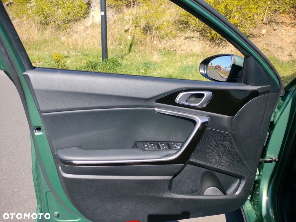 Kia Ceed 1.5 T-GDI Tribute - 10