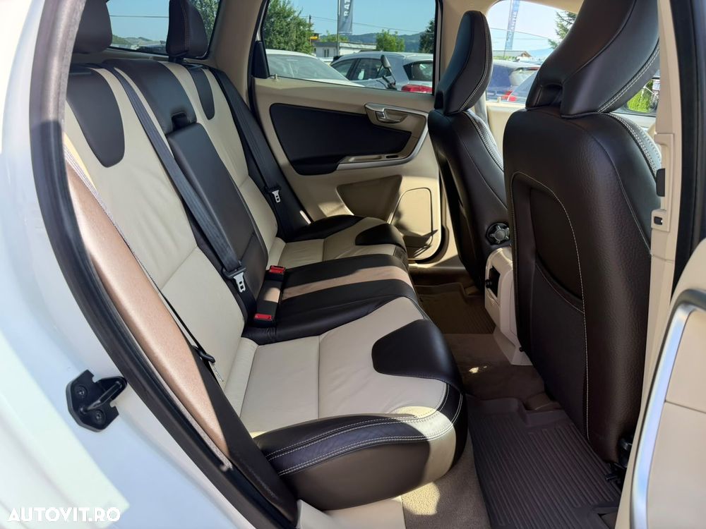 Volvo XC 60 - 21