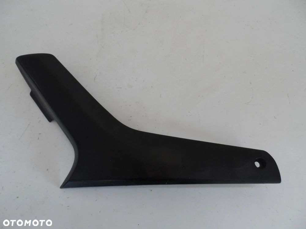 SUZUKI DL 650 osłona plastikowa P,L - 6