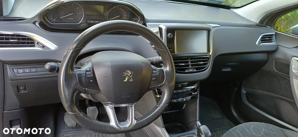 Peugeot 2008 1.2 Pure Tech Active S&S - 7