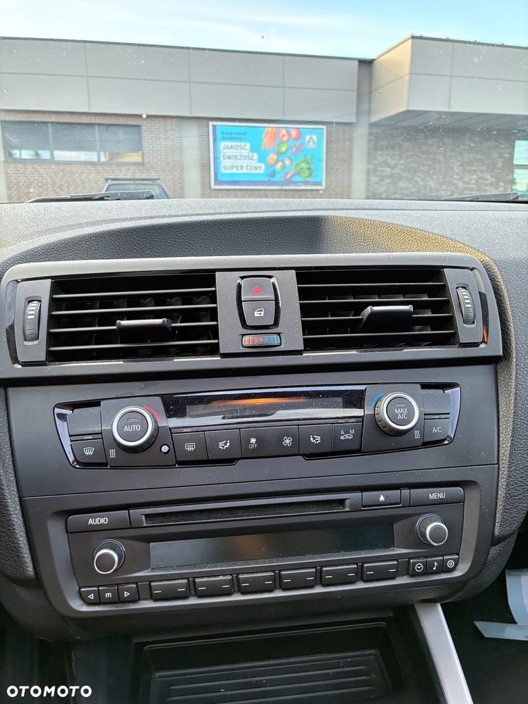 BMW Seria 1 118i Sport Line - 13