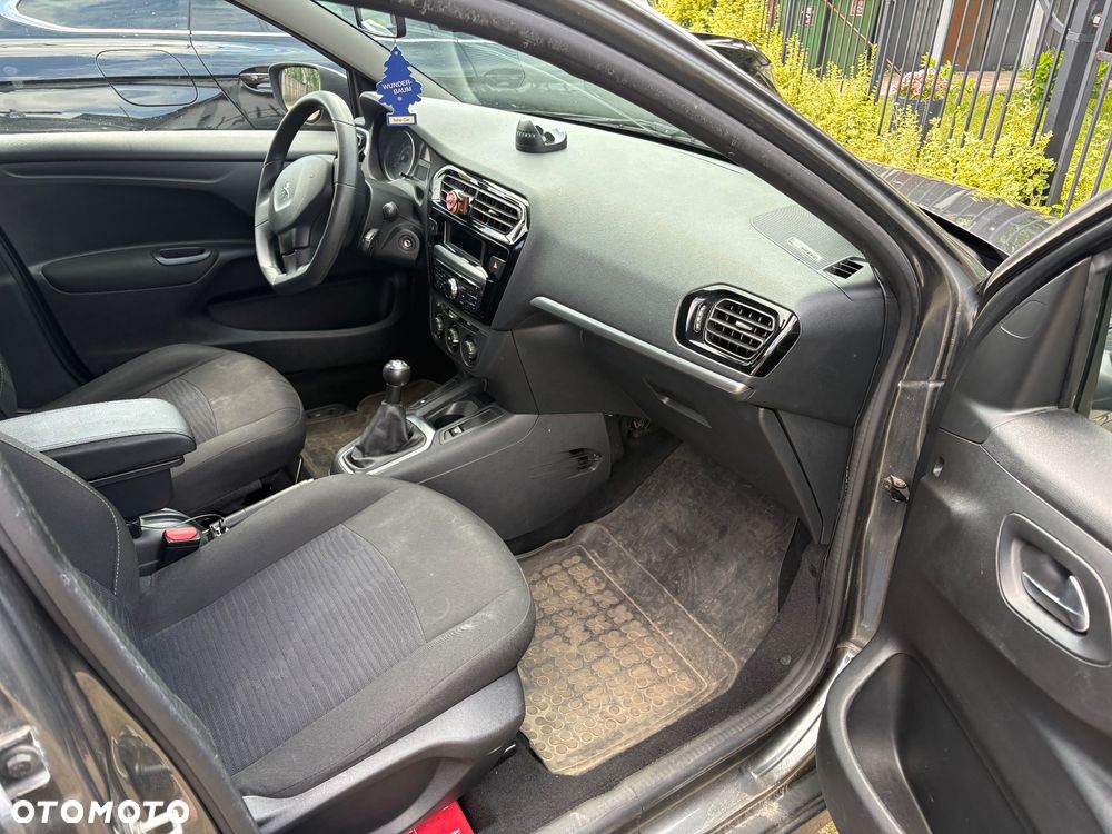 Peugeot 301 1.2 Pure Tech Active - 7