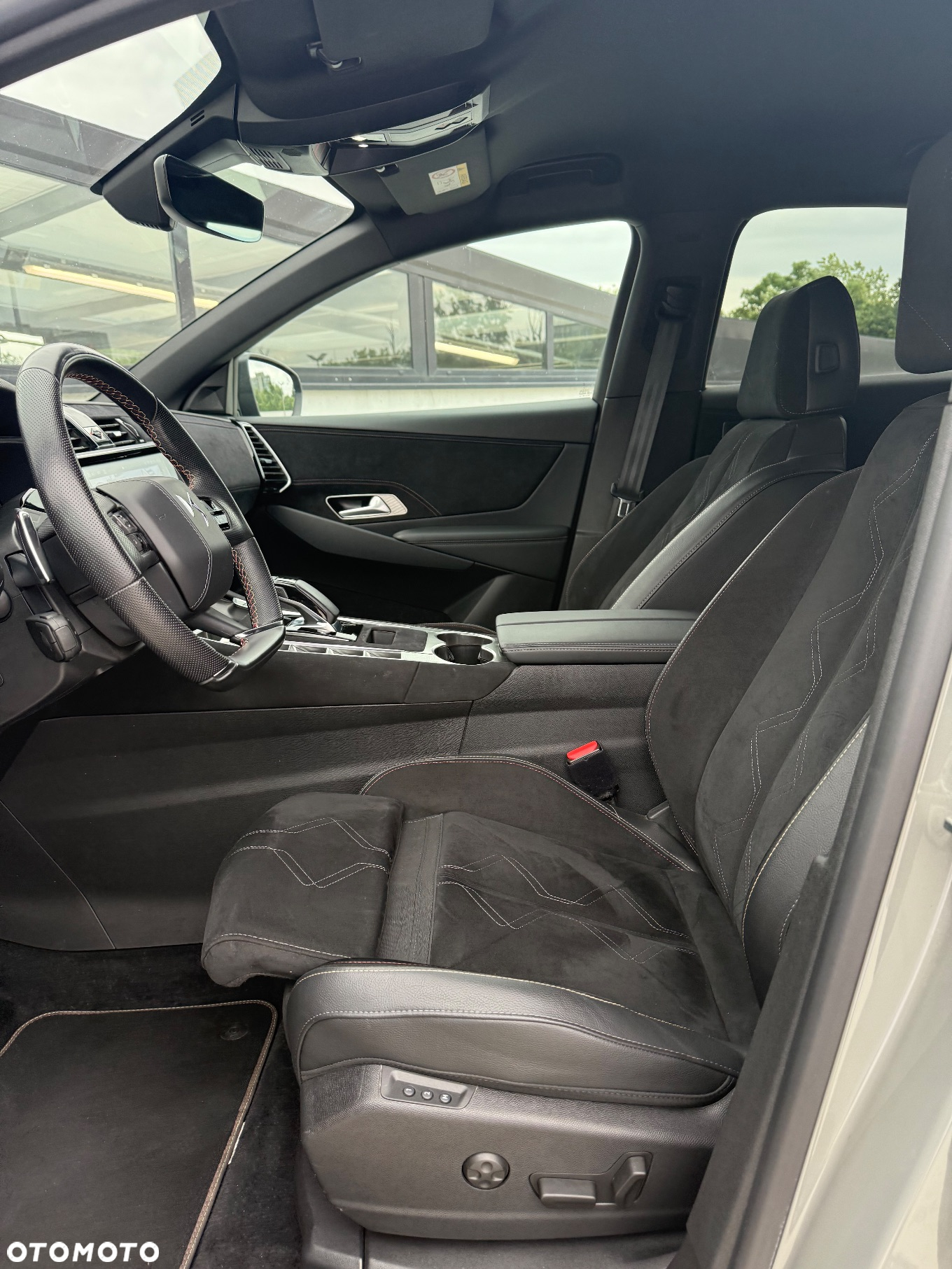 DS Automobiles DS 7 Crossback 1.6 E-Tense Performance Line + - 25