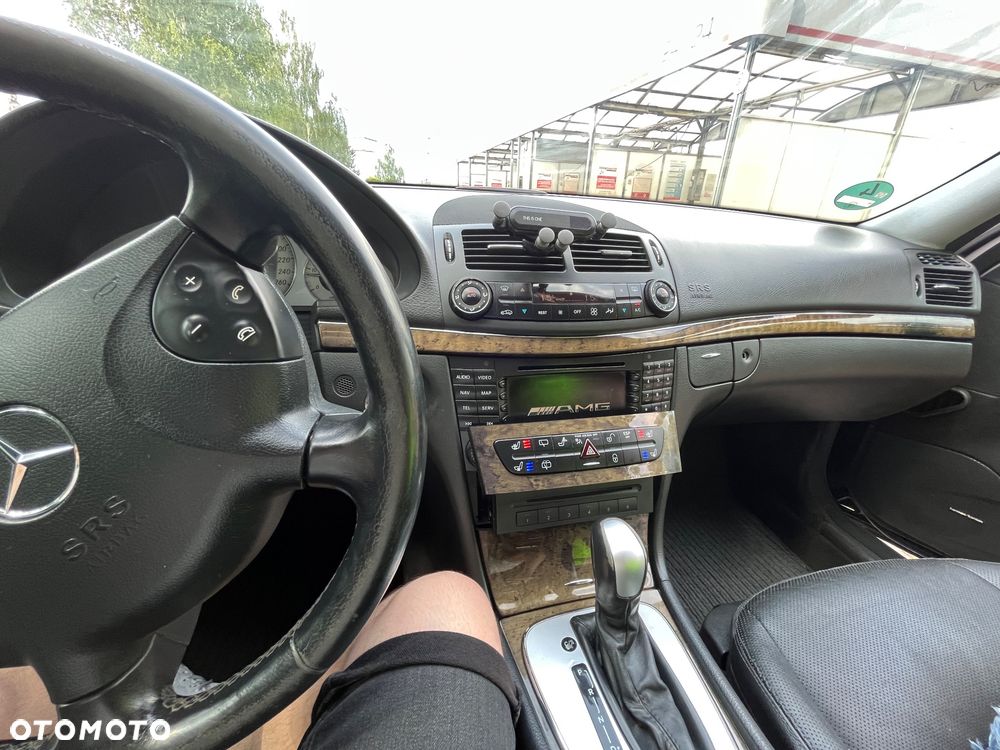 Mercedes-Benz Klasa E 320 CDI T Avantgarde - 13