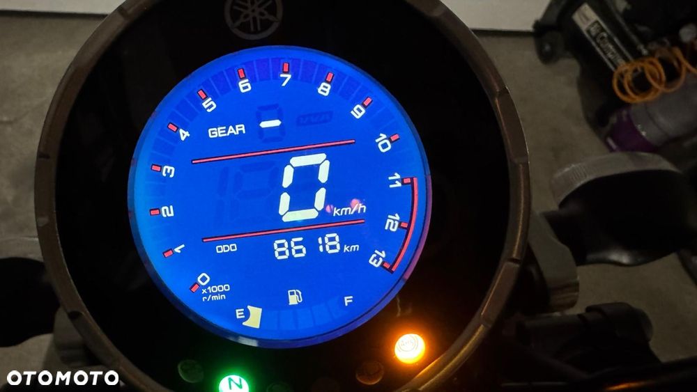 Yamaha XSR - 7