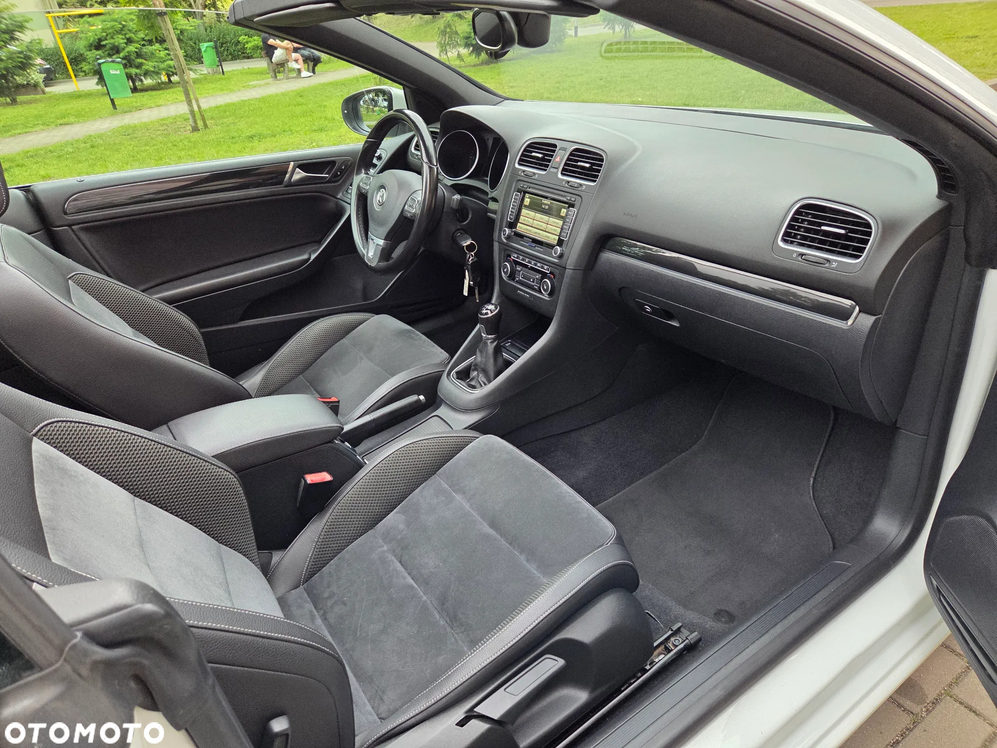 Volkswagen Golf Cabrio 1.6 TDI Exclusive - 18