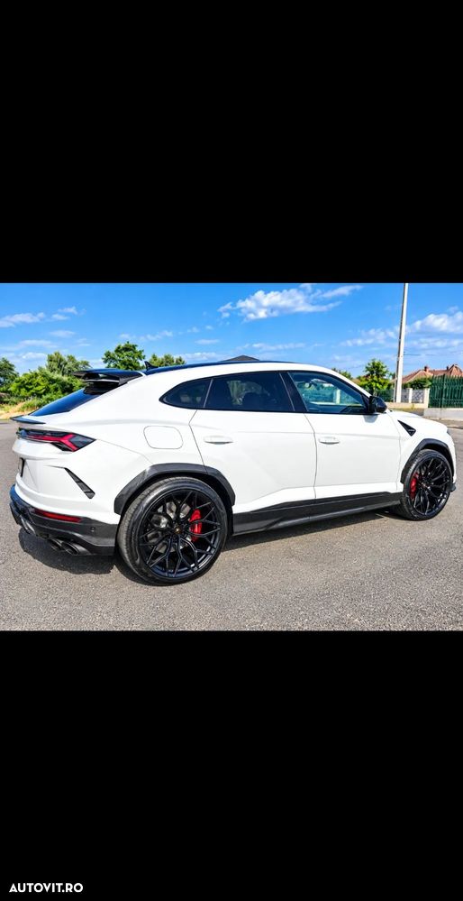 Lamborghini URUS Standard - 4