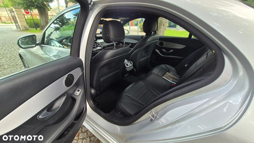 Mercedes-Benz Klasa C 200 (BlueTEC) d AMG Line - 26