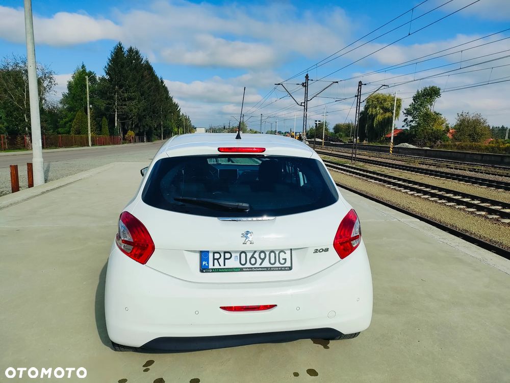 Peugeot 208 PureTech 82 Active - 4