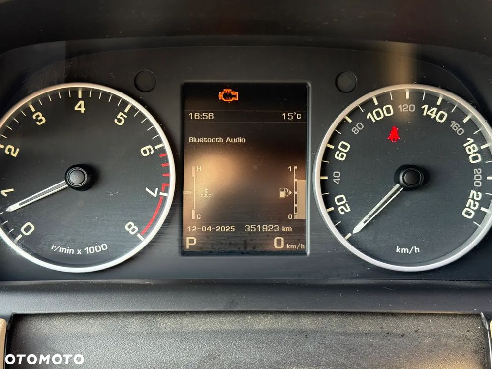 Land Rover Discovery 3.0 Si6 HSE Luxury - 10