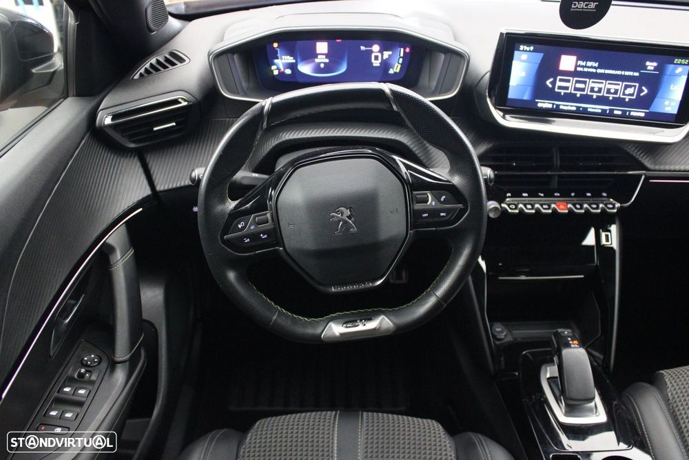 Peugeot e-2008 50 kWh GT - 10