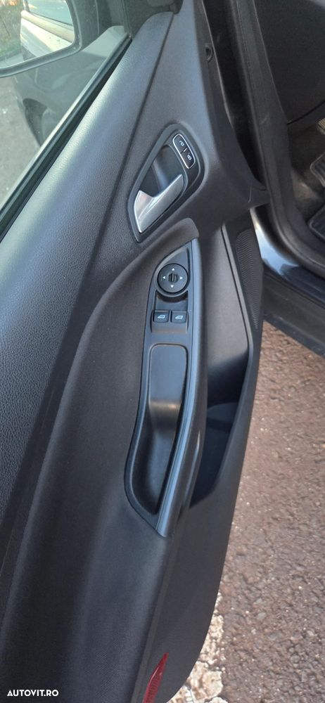 Ford Focus 1.5 TDCi Titanium - 12