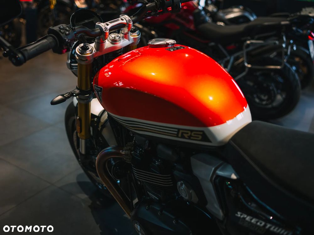 Triumph Speed Twin - 8