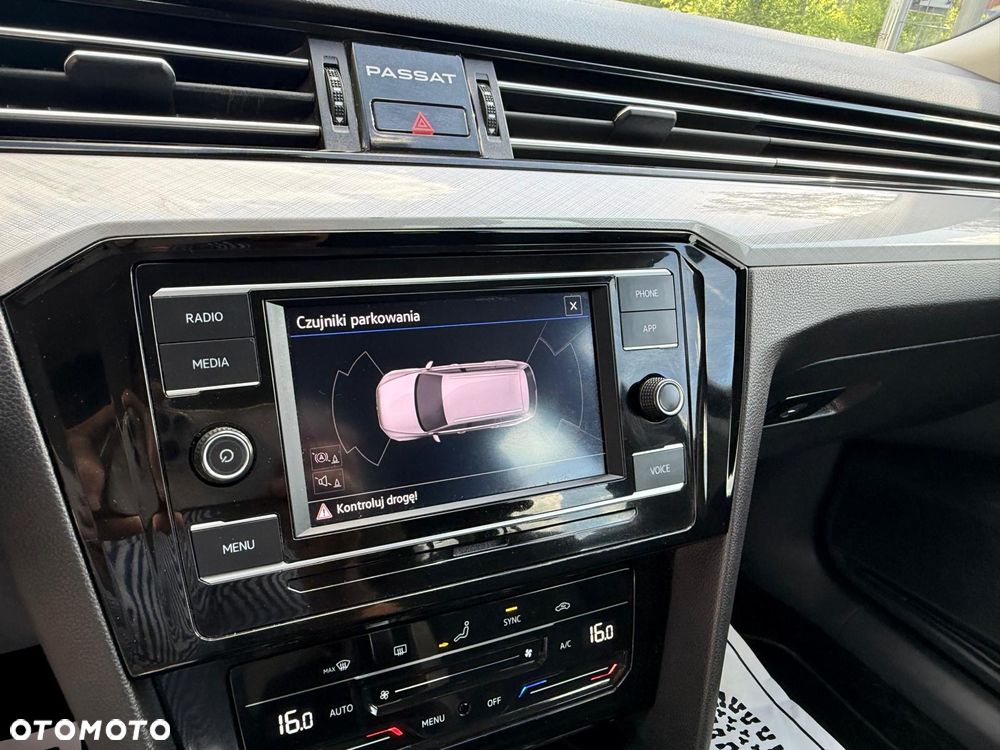 Volkswagen Passat 1.5 TSI EVO Business DSG - 28