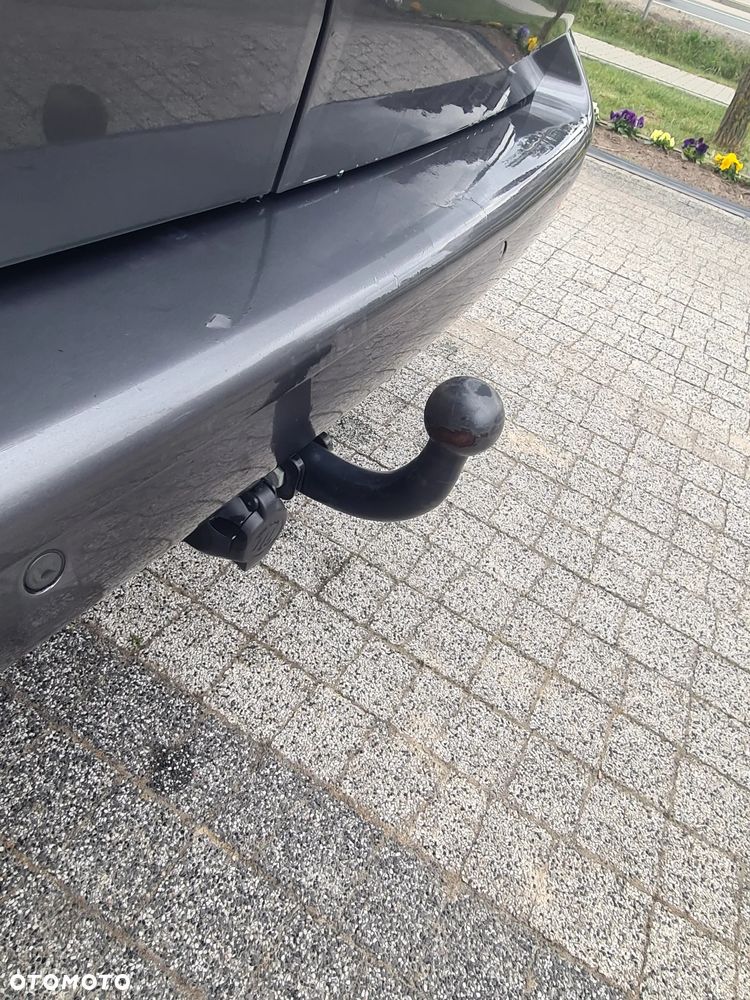 Volkswagen Caravelle 2.0 TDI L2 Comfortline DSG - 10