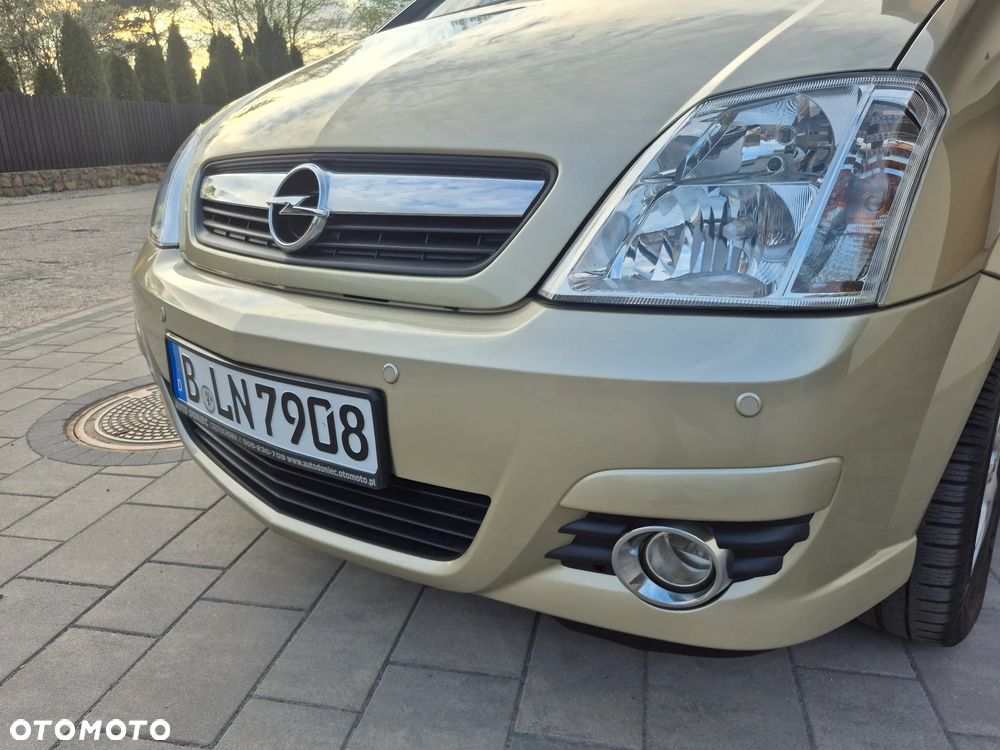 Opel Meriva 1.6 16V Cosmo - 27
