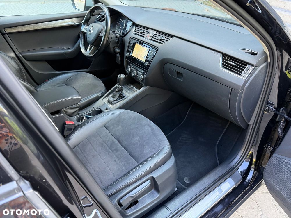 Skoda Octavia 2.0 TDI 4x4 DSG Scout - 25