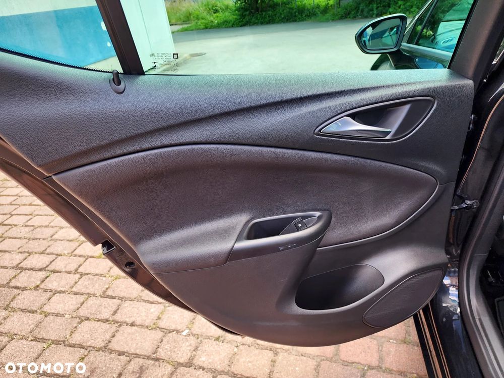 Opel Astra 1.4 Turbo Start/Stop Innovation - 37