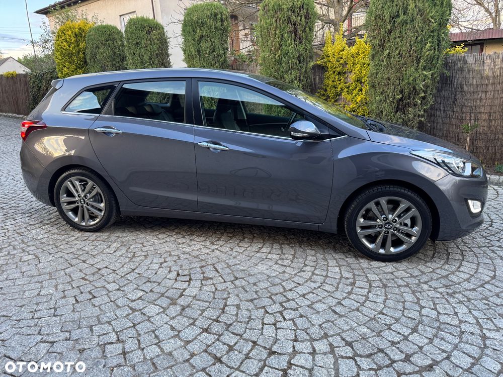 Hyundai i30 blue 1.6 GDI Style - 3