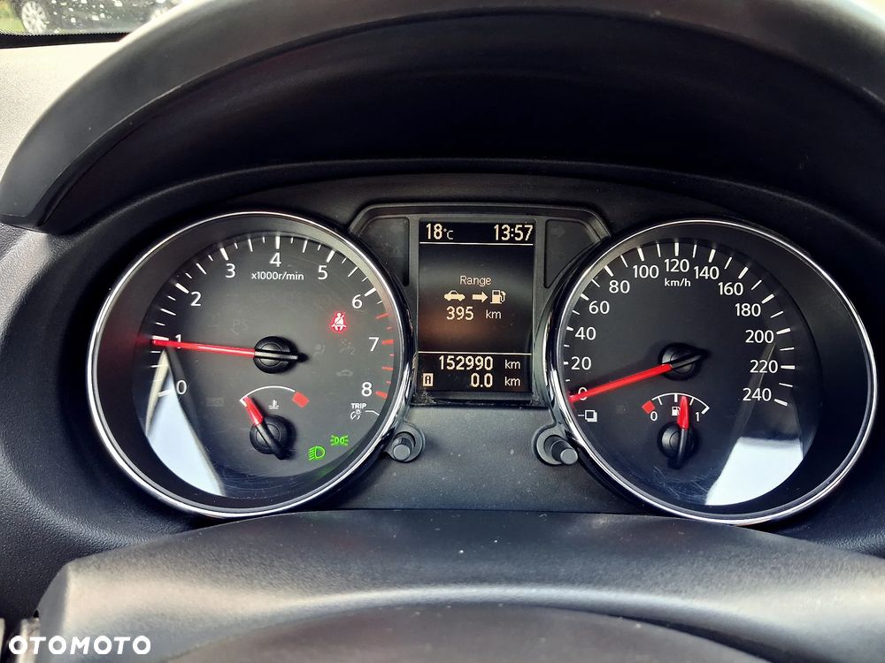 Nissan Qashqai 1.6 visia - 28