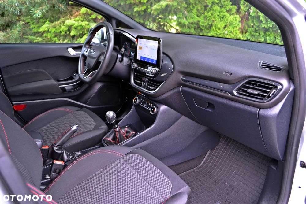Ford Fiesta 1.0 EcoBoost S&S ST-LINE - 23