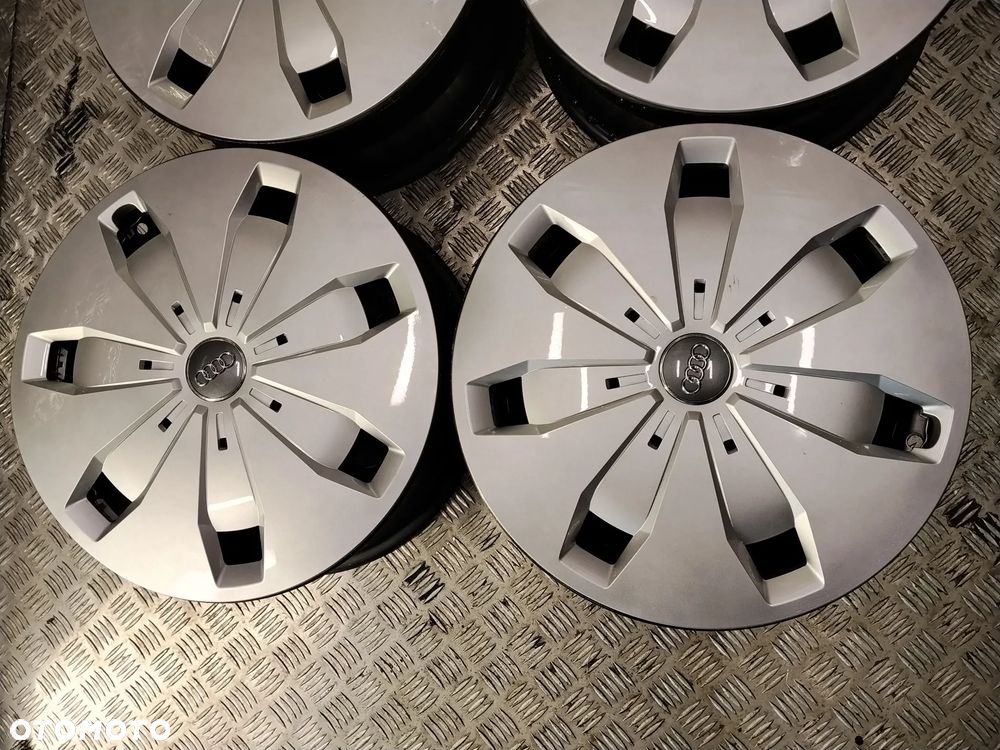 Felgi Audi A3 A4 Q2 Q3 6,5Jx16 et43 5x112 - 3