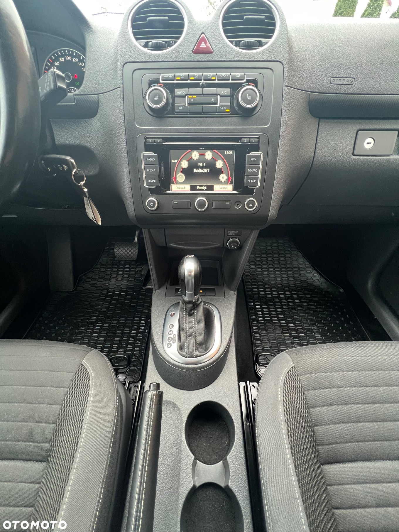 Volkswagen Caddy 2.0 TDI Trendline DSG - 13