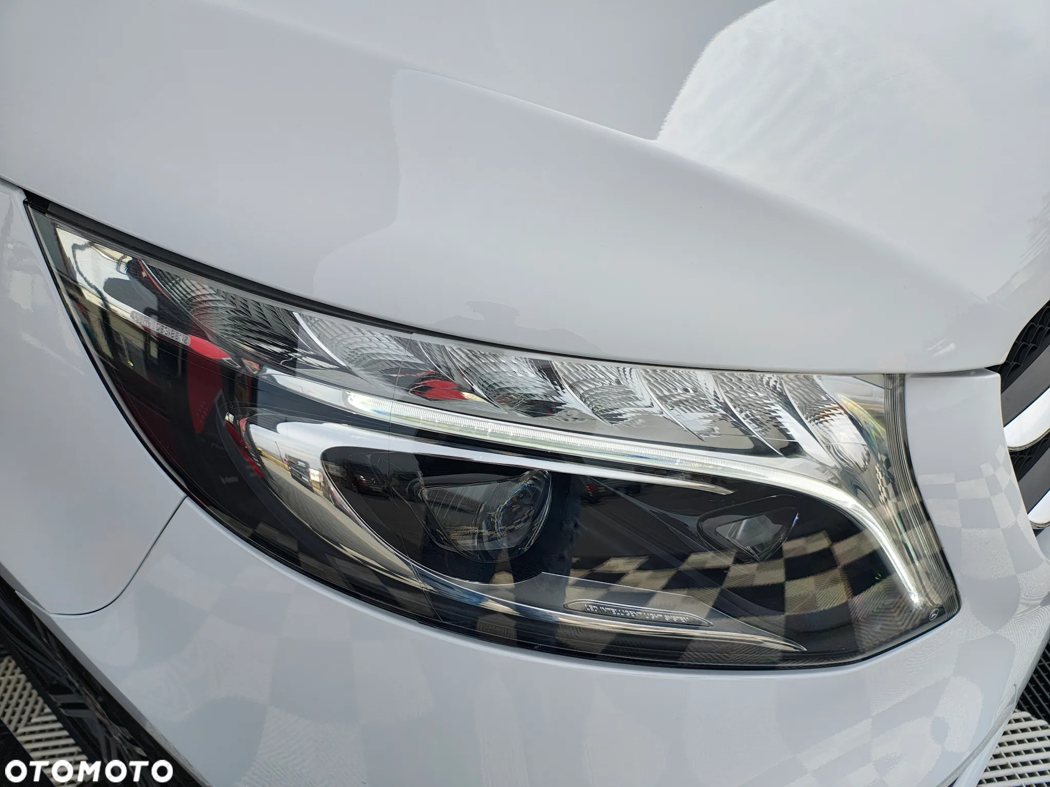 Mercedes-Benz Klasa V 250 d 4-Matic Exclusive 9G-Tronic (d³ugi) - 13