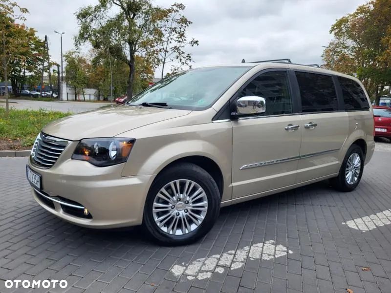 Chrysler Town & Country 3.6 Touring - 3