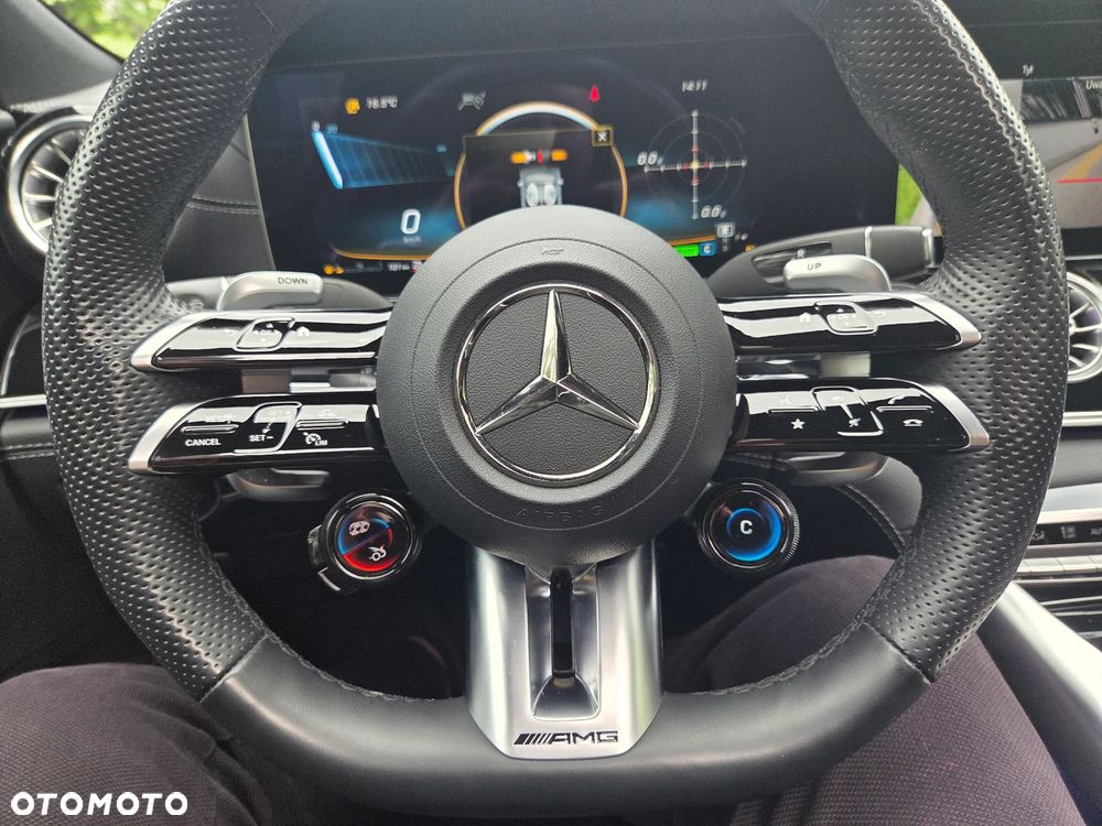 Mercedes-Benz AMG GT 43 4-Matic+ - 33