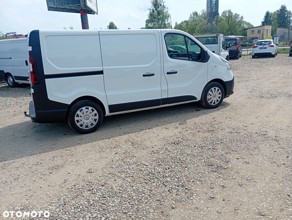 Renault TRAFIC - 4