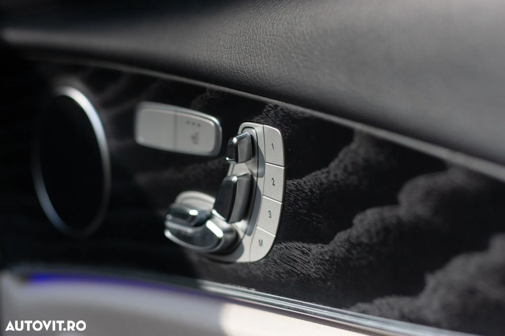 Mercedes-Benz E 220 d T-Modell 4MATIC Aut. - 19