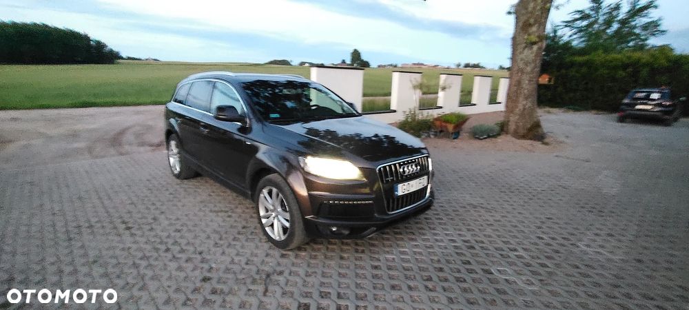 Audi Q7 3.0 TDI DPF clean diesel Quattro Tiptronic - 14