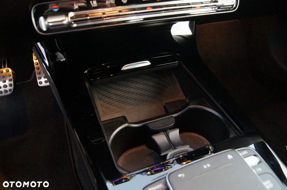 Mercedes-Benz CLA 200 d 8G-DCT AMG Line Advanced Plus - 23