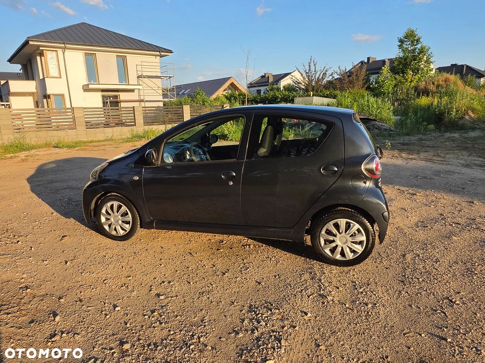 Toyota Aygo Club - 4