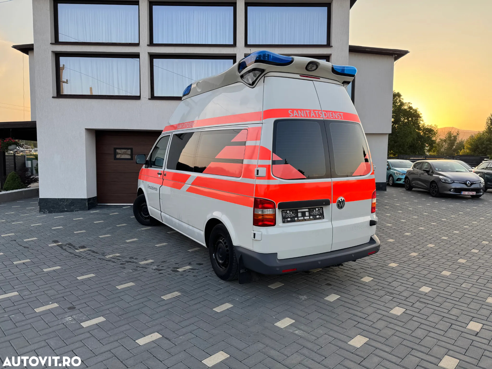 Volkswagen TRANSPORTER T5 - 16