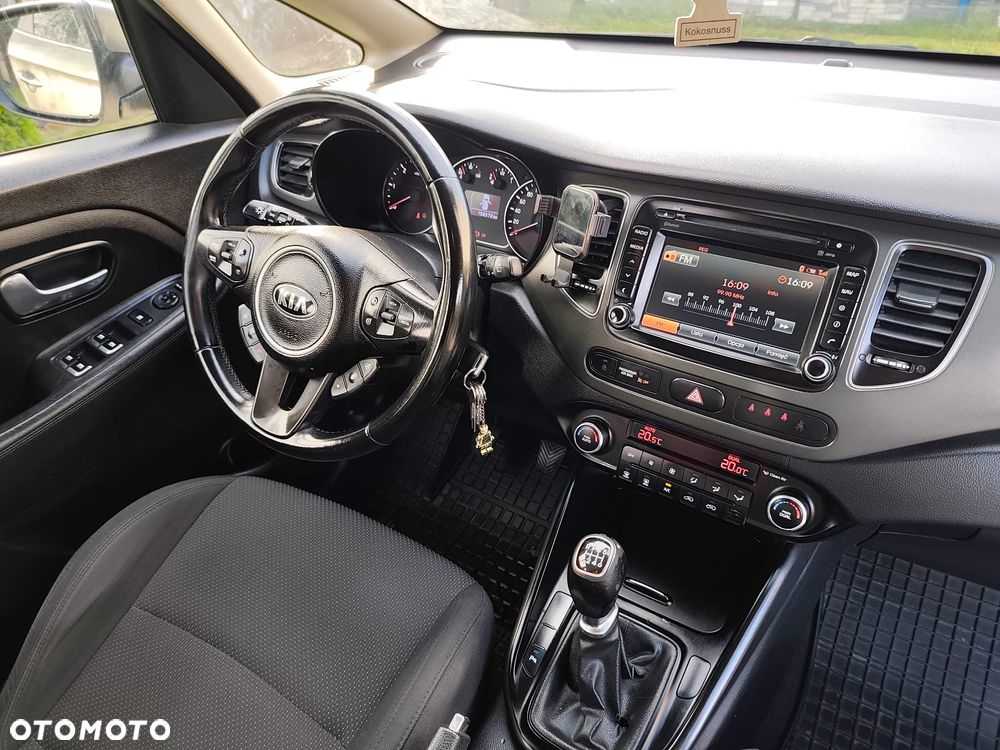 Kia Carens 1.7 CRDi 115 UEFA EURO 2016 - 17