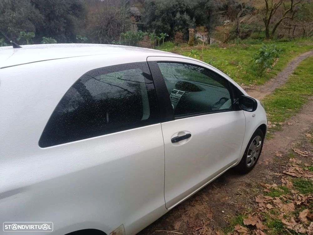 Toyota Yaris 1.4 D-4D AC Manual - 24