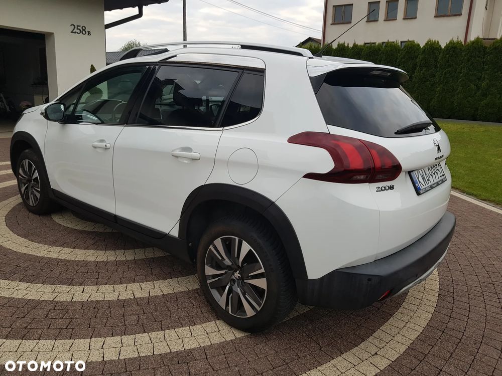 Peugeot 2008 PureTech 110 Stop&Start EAT6 Crossway - 4